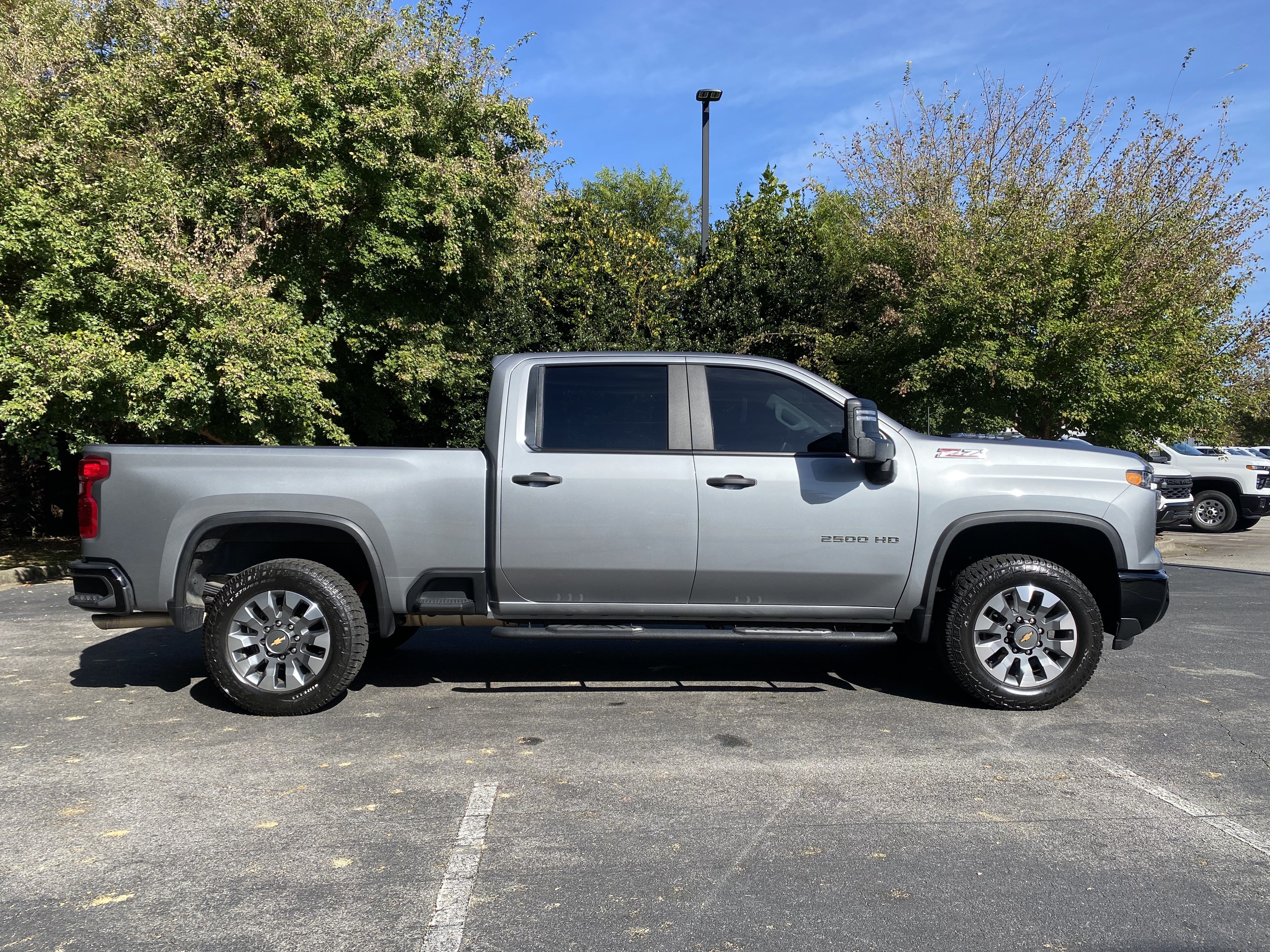 Used 2025 Chevrolet Silverado 2500 Custom w/ Custom Value Package AWD/4WD image 10