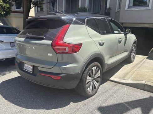 Used 2023 Volvo XC40 Recharge Plus AWD/4WD image 2