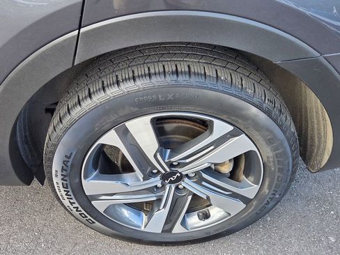 Used 2023 Kia Sorento SX Prestige AWD/4WD image 10
