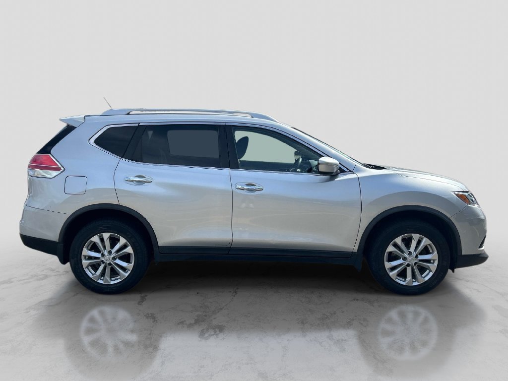 Used 2015 Nissan Rogue SV AWD/4WD image 6
