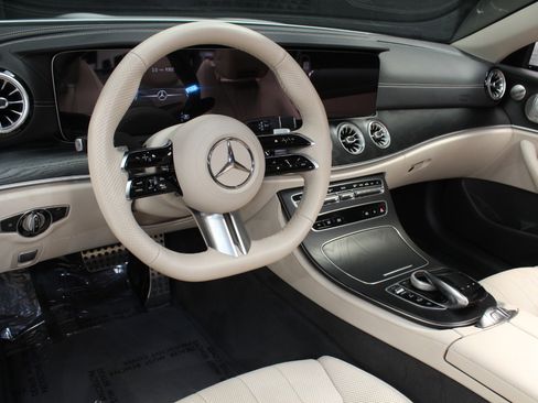Used 2023 Mercedes-Benz E 450 Cabriolet image 33