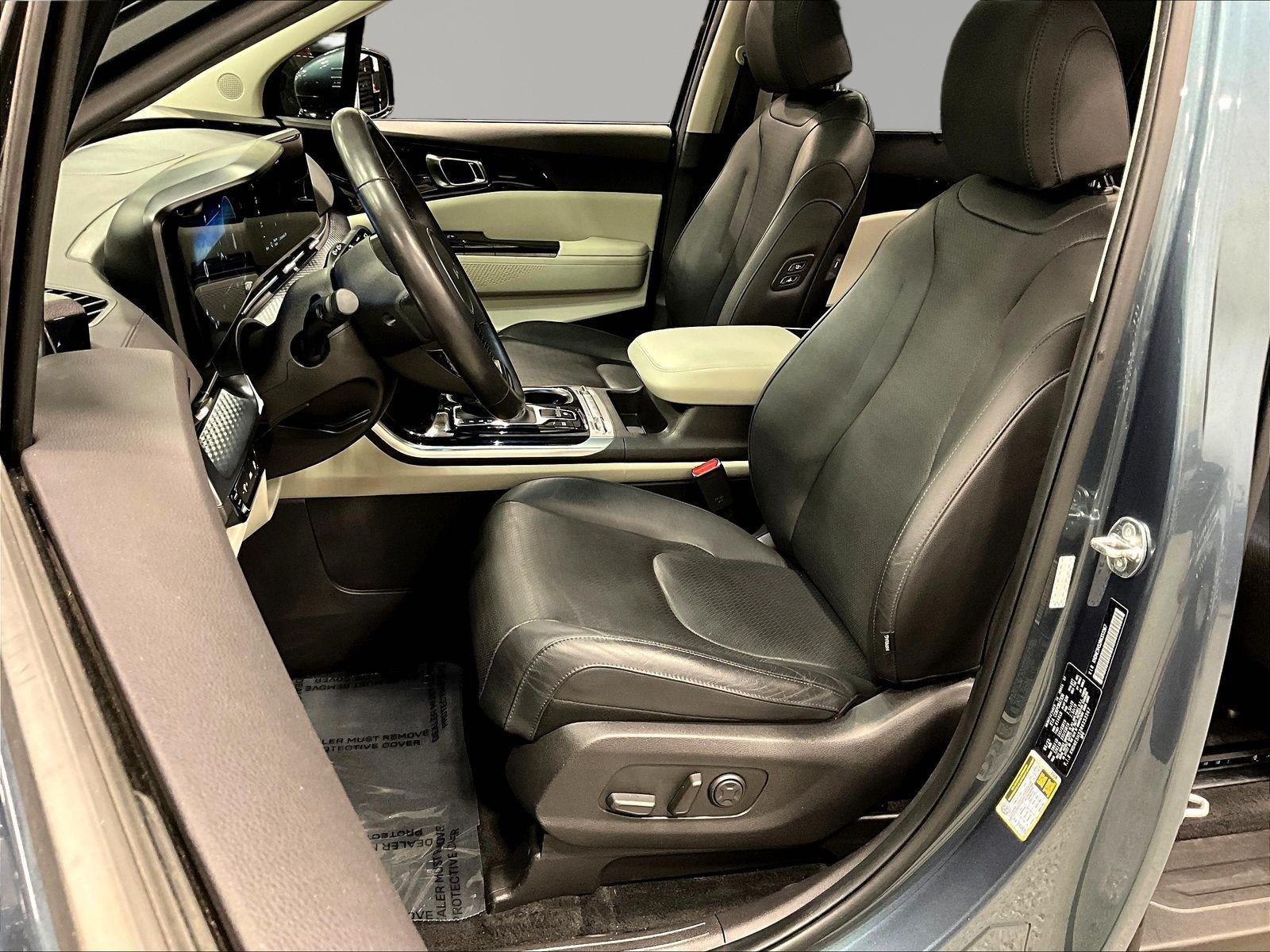 Used 2024 Kia Carnival SX Prestige FWD image 21