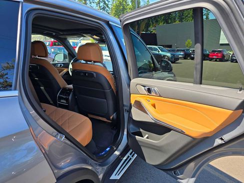 Used 2026 BMW X5 xDrive40i image 13