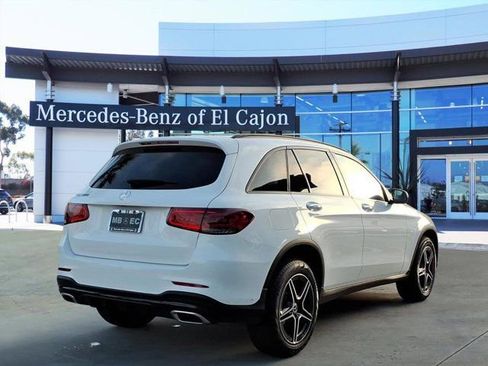 Certified 2022 Mercedes-Benz GLC 300 image 3