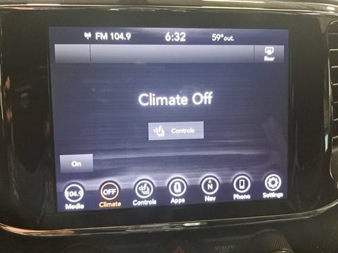Used 2022 Jeep Grand Cherokee Laredo X AWD/4WD image 23