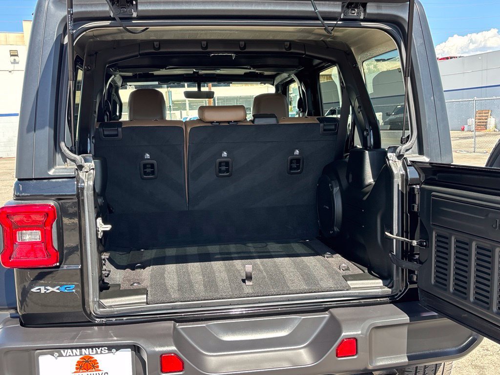 Certified 2023 Jeep Wrangler Unlimited Sahara AWD/4WD image 24