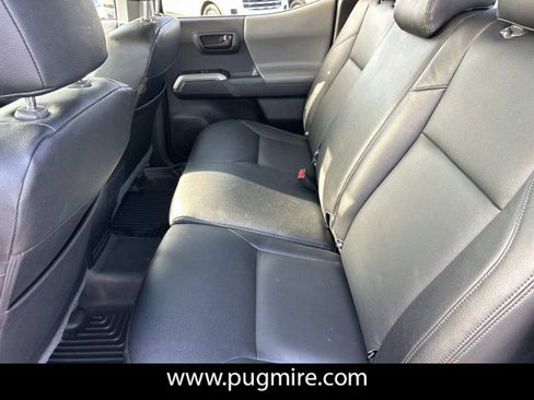 Used 2022 Toyota Tacoma SR5 image 20