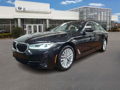 Certified 2023 BMW 530i xDrive w/ Premium Package image 1