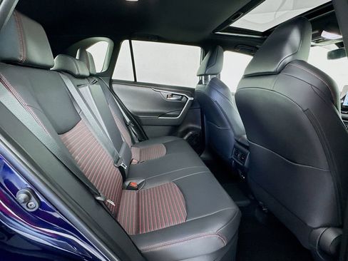 Used 2025 Toyota RAV4 XSE image 32