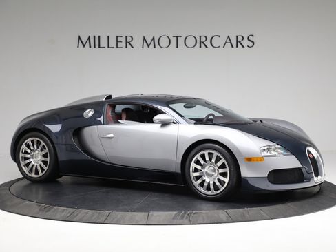 Used 2006 Bugatti Veyron image 19