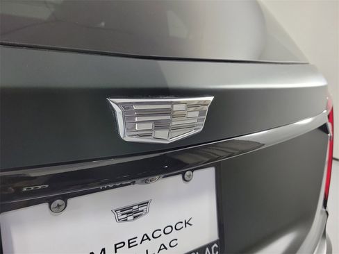 Certified 2023 Cadillac XT6 Premium Luxury w/ Technology Package image 7