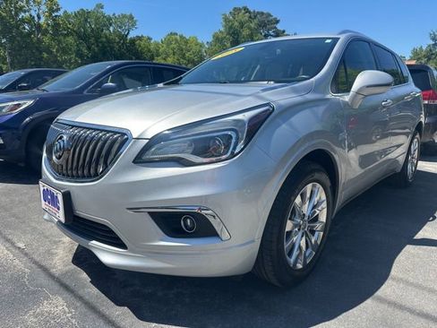 Used 2018 Buick Envision Essence FWD image 2
