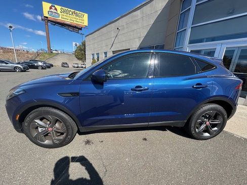 Certified 2021 Jaguar E-PACE SE image 2