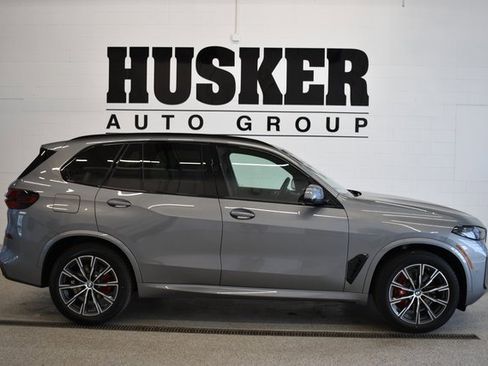 New 2026 BMW X5 xDrive40i image 2