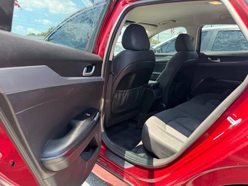 Used 2021 Kia K5 LXS FWD image 14