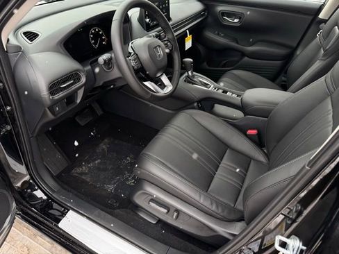 New 2026 Honda HR-V EX-L image 17