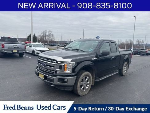 Used 2018 Ford F150 XLT w/ Equipment Group 302A Luxury image 3