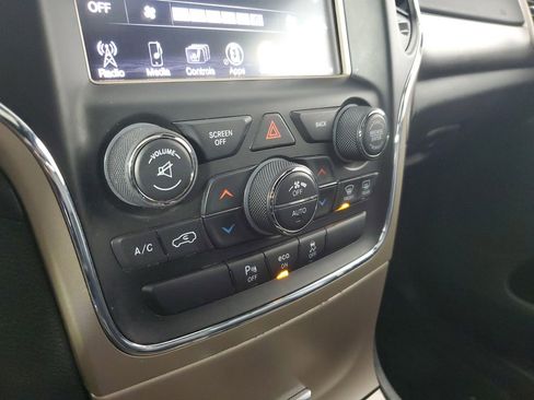 Used 2015 Jeep Grand Cherokee Altitude image 28