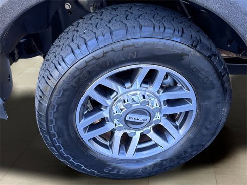 Used 2017 Ford F350 Lariat image 26