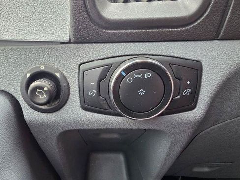 Used 2018 Ford Transit 350 XL RWD image 13
