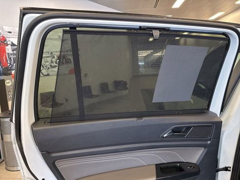 Used 2021 Volkswagen Atlas SE w/ Panoramic Sunroof Package image 20