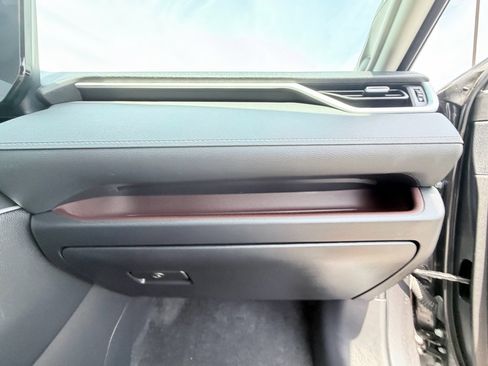 Used 2024 Toyota RAV4 Limited image 21