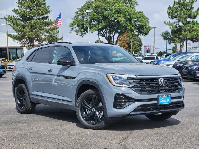 New 2026 Volkswagen Atlas Cross Sport SEL R-Line AWD/4WD image 1