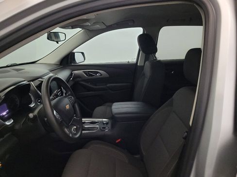 Used 2018 Chevrolet Traverse LS FWD image 17