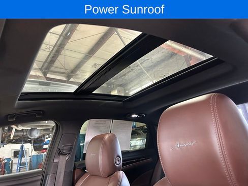 Used 2019 Buick LaCrosse Avenir w/ Driver Confidence Package II AWD/4WD image 5