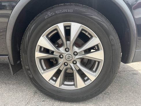 Used 2017 Nissan Murano SV FWD image 21