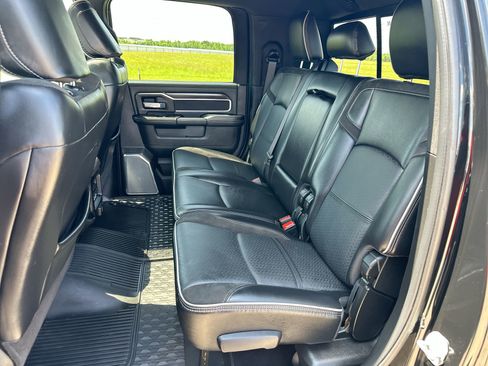 Used 2025 RAM 2500 Laramie AWD/4WD image 24