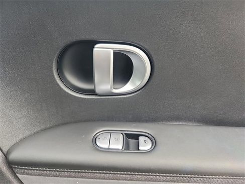 Certified 2023 Hyundai Ioniq 5 Limited w/ Cargo Package image 32