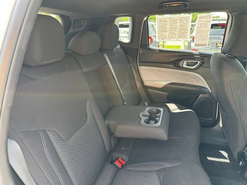 Used 2023 Jeep Compass Sport AWD/4WD image 20