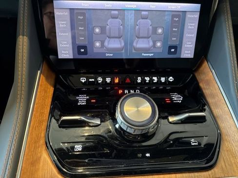 Used 2023 Jeep Grand Wagoneer L Series III w/ Rear Seat Video Group 1 image 19