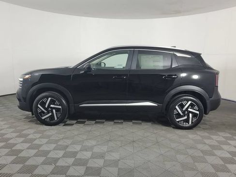 New 2026 Nissan Kicks SV FWD image 4