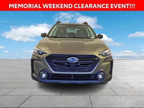 Used 2025 Subaru Outback Onyx Edition AWD/4WD image 3