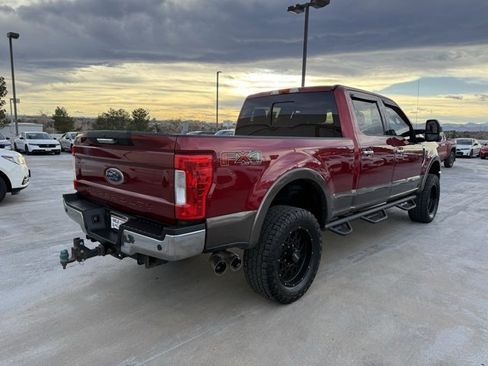 Used 2017 Ford F250 Lariat w/ Chrome Package image 3
