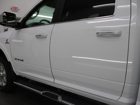 Used 2022 RAM 2500 Laramie AWD/4WD image 34