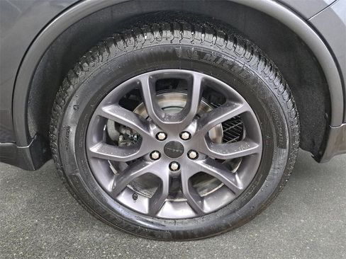 Used 2018 Dodge Durango R/T image 35