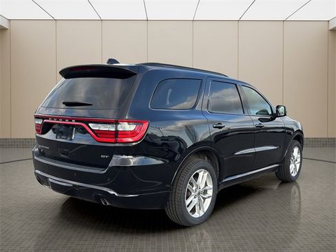 Used 2024 Dodge Durango GT image 5
