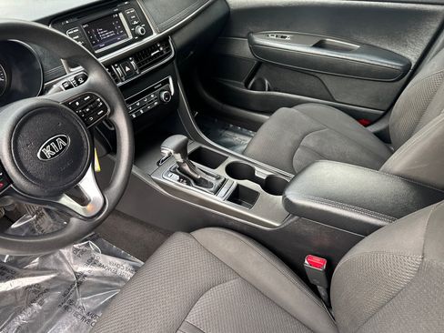 Used 2016 Kia Optima LX image 10