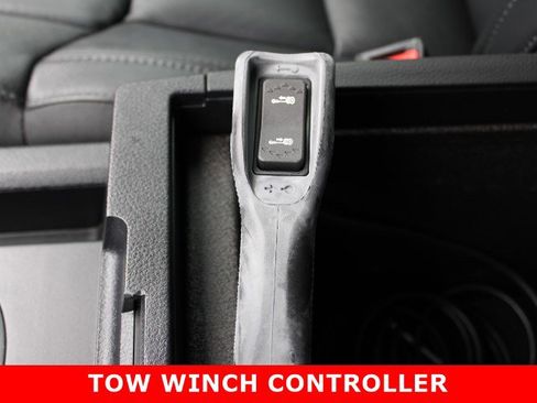 Used 2021 Toyota Tundra SR5 w/ SR5 Leather Package AWD/4WD image 27