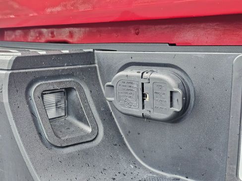 Used 2018 Toyota Tundra SR5 image 18