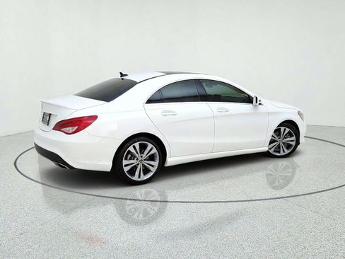 Used 2019 Mercedes-Benz CLA 250 image 8