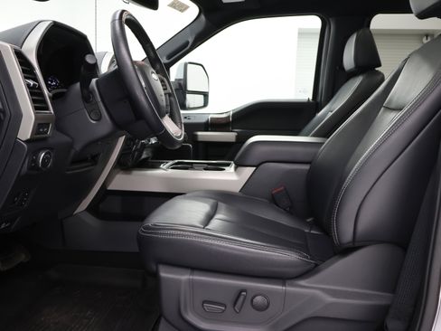 Used 2022 Ford F450 Lariat w/ Lariat Ultimate Package AWD/4WD image 8