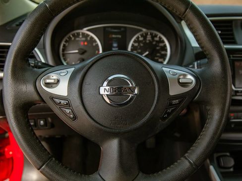 Used 2017 Nissan Sentra SV w/ Electronics Package FWD image 17