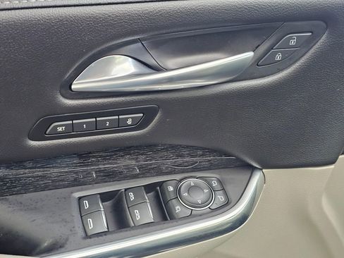 Certified 2022 Cadillac XT4 Premium Luxury w/ Technology Package image 22