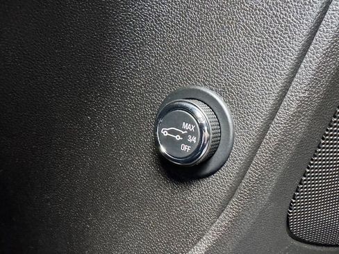 Used 2024 Chevrolet Blazer LT image 31