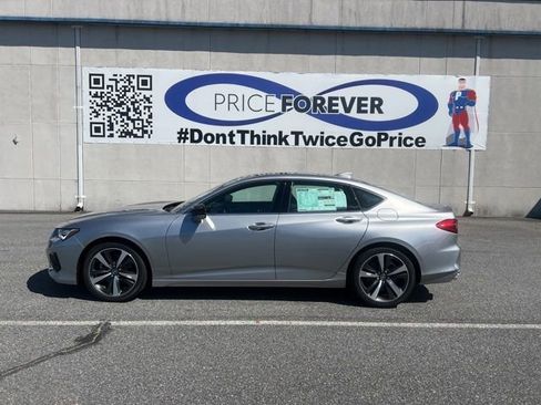 New 2025 Acura TLX w/ Technology Package image 2