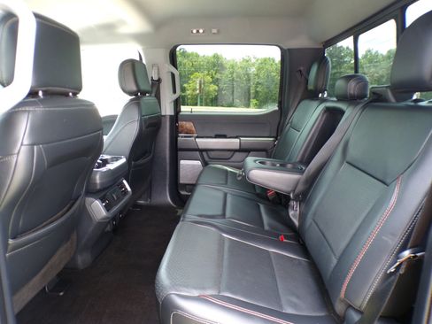 Used 2021 Ford F150 Lariat image 35